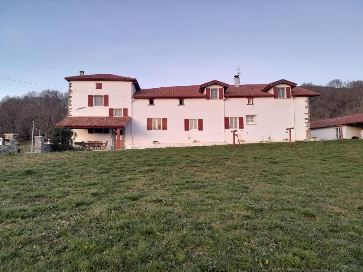 Gite A La Ferme Larranda Suhescun 外观 照片
